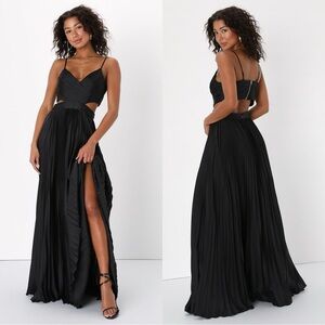 Size S‎ - NWOT Lulus Got the Glam Black Pleated Cutout Maxi Dress